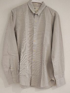 J. Crew Men's Light Gray Striped Button-Up Shirt
